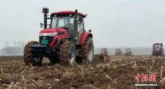 农机轰鸣抢农时 山西孝义春耕备耕按下“加速键”
